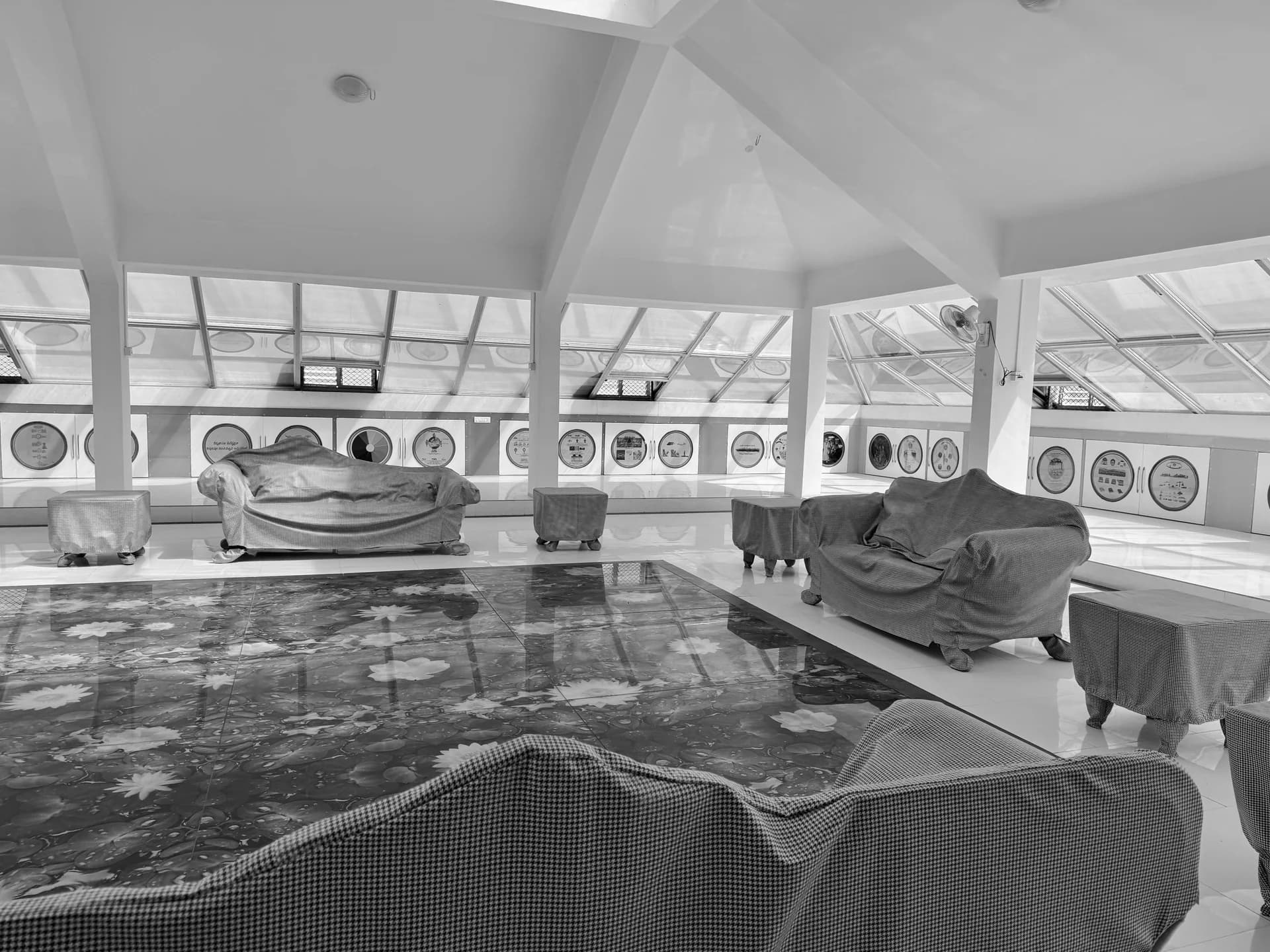 Luxury Relaxation Rooms